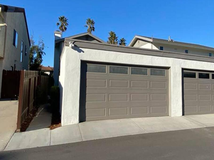 Gateway To Oxnard Beach Exterior photo